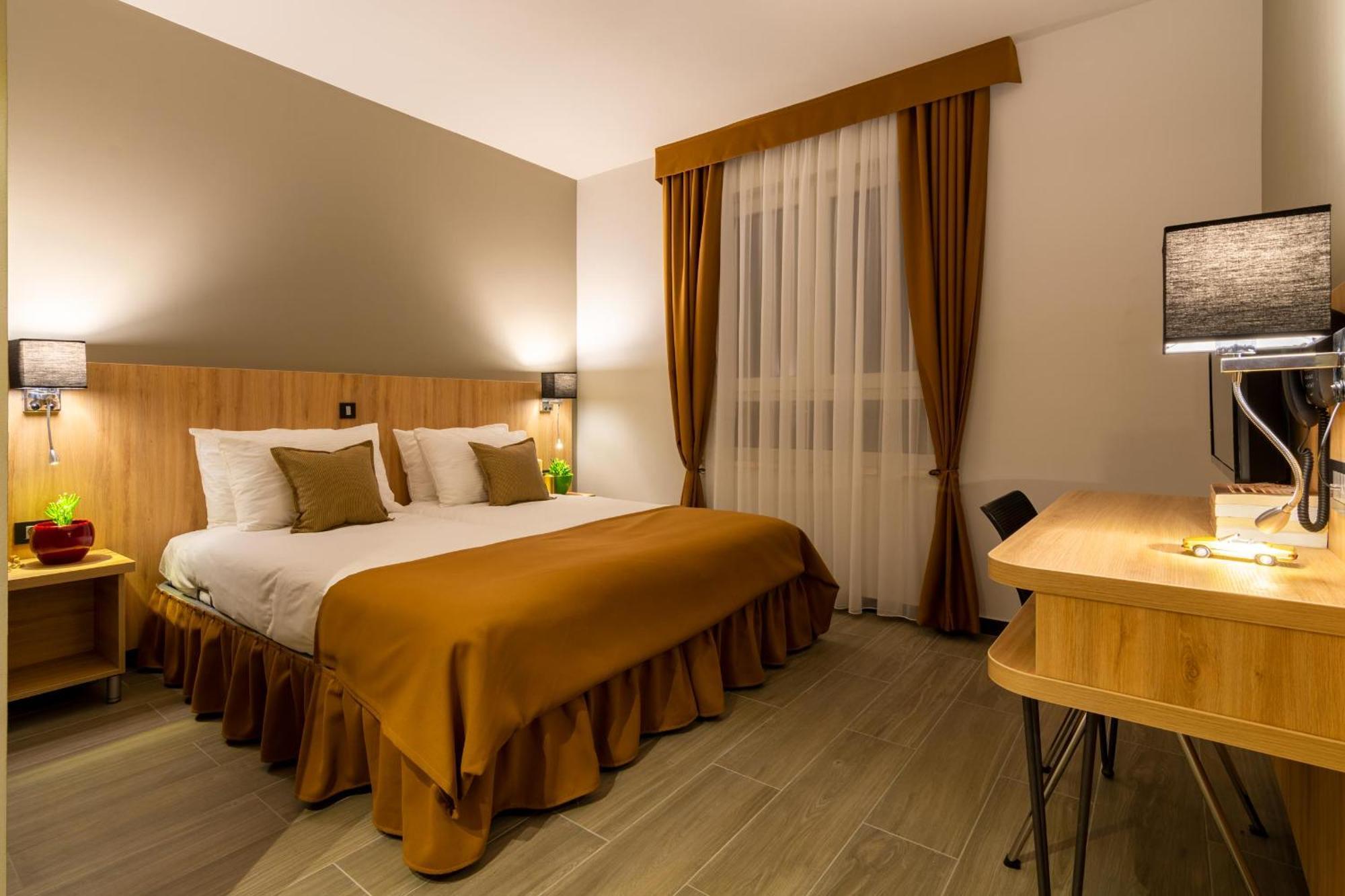 Hotel Resurs Podgorica Exterior foto